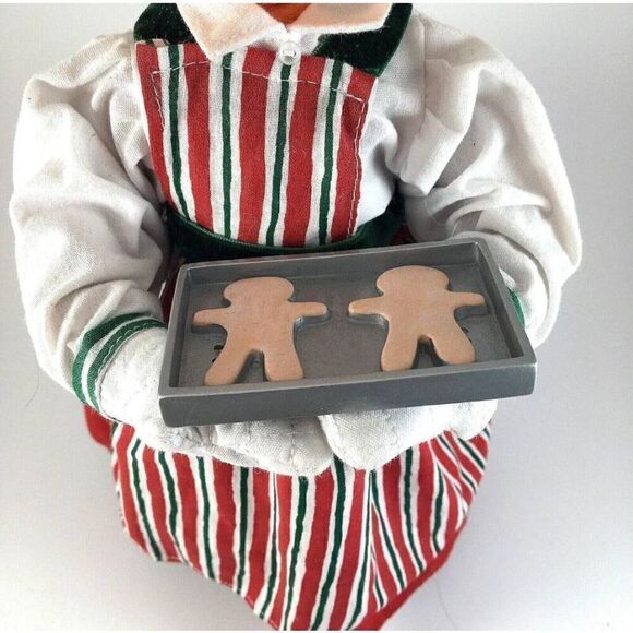 Vintage 2004 ANNALEE Doll Mrs Claus Baking Tray Gingerbread COOKIES Standing 14" - Picture 3 of 8